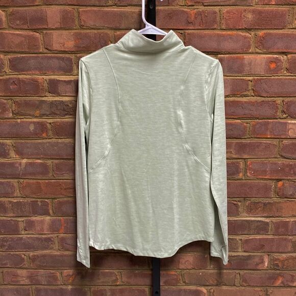 Avia Green 3/4 Zip Running Pullover Top Size Medium NWOT - Picture 2 of 7